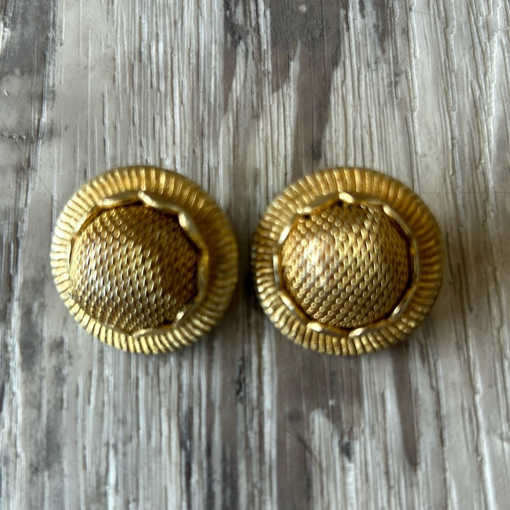 Vintage Gold clip on earrings